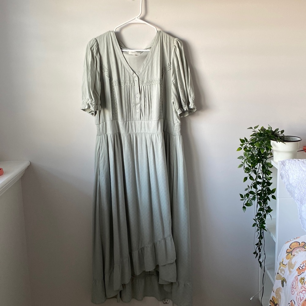 Sage green Bohme midi